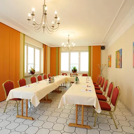 Szálloda Apollo Garni 3*