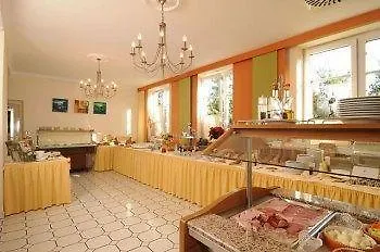 Szálloda Apollo Garni 3*