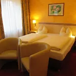 Hotel Apollo Garni Ratisbona