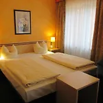 Apollo Garni Hotel Ratisbona