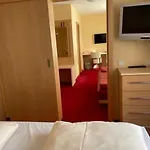 Apollo Garni 3* Ratisbona