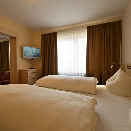 Apollo Garni Regensburg