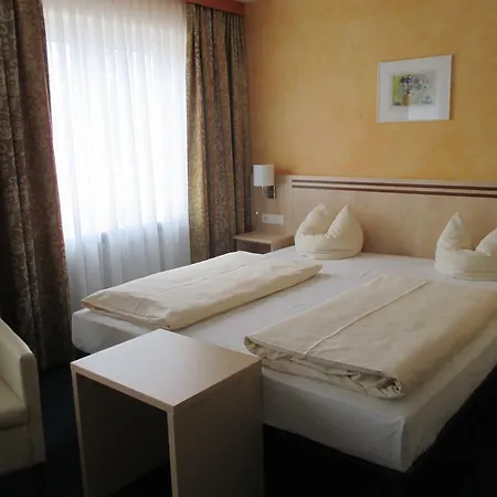 Apollo Garni Otel 3*